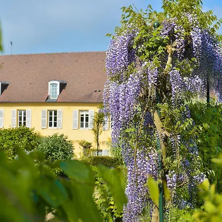 Frühstückspension Charmilles Des Cordeliers 3*