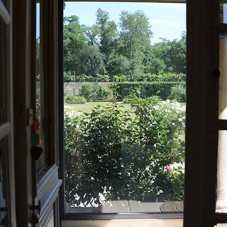 Couette-café Charmilles Des Cordeliers 3*