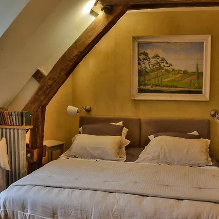 Couette-café Charmilles Des Cordeliers 3*