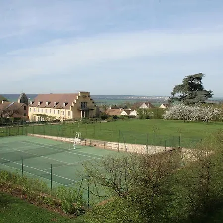 Charmilles Des Cordeliers Bed and Breakfast 3*